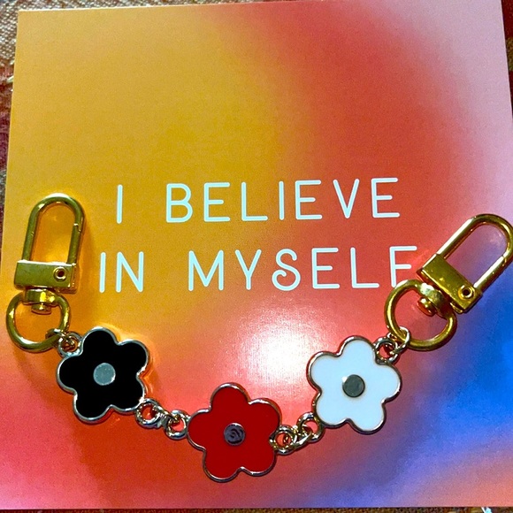 🆕 Bag Flower Bag Charm NIB - Picture 4 of 8